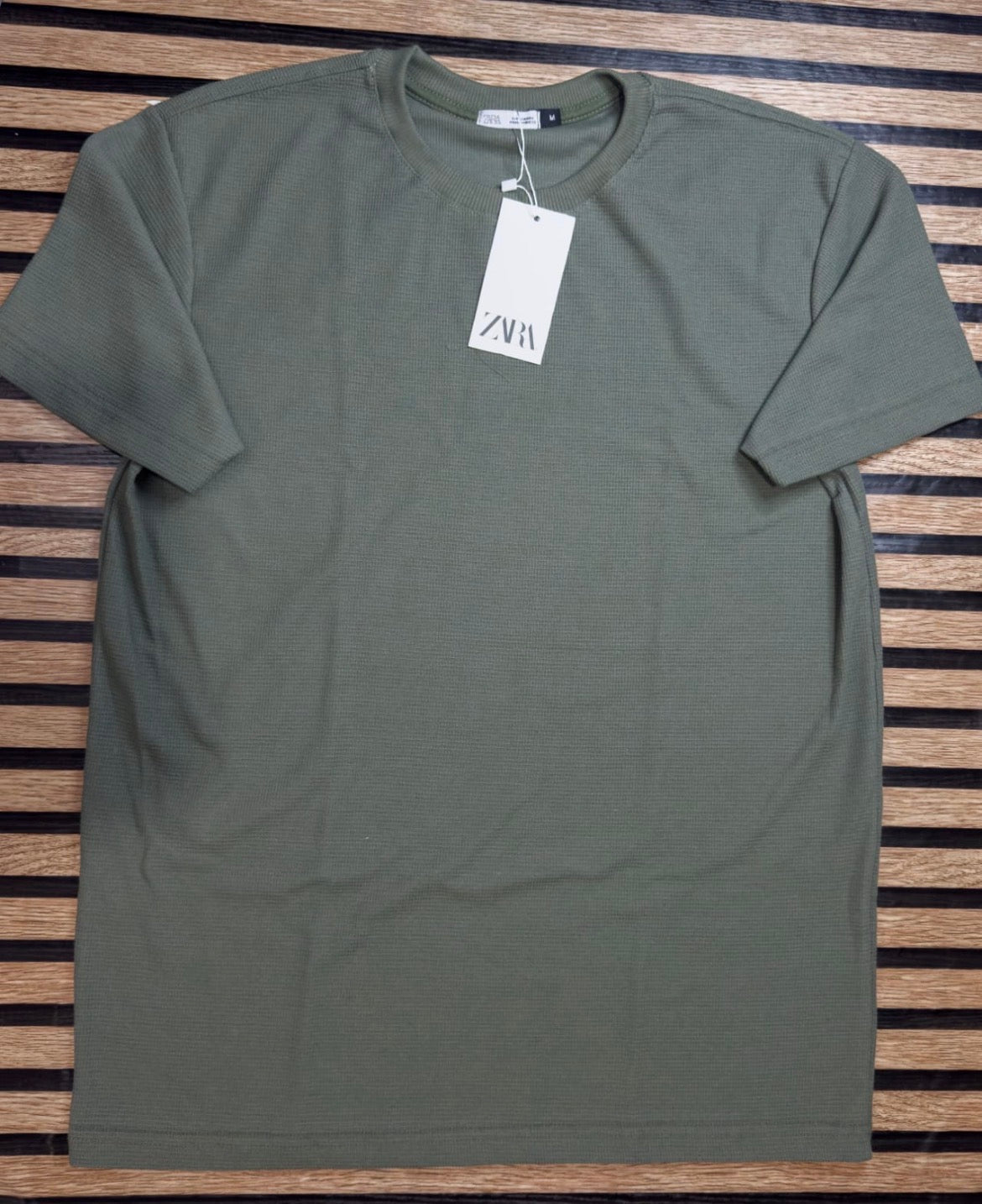 Zara-Camiseta texturizada