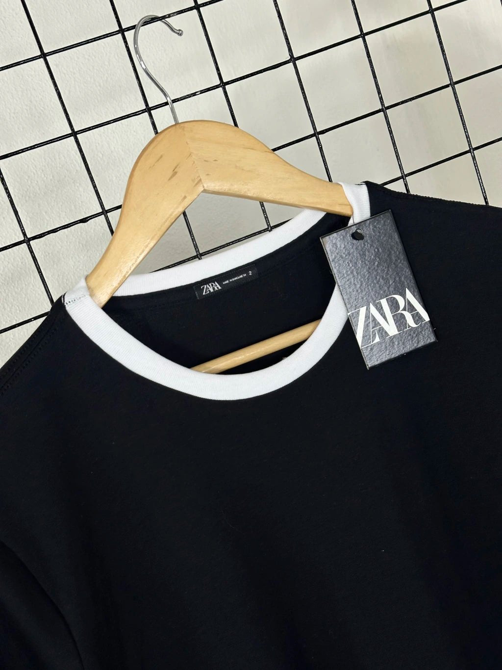 Zara-camiseta