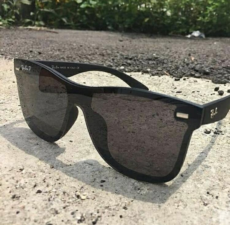 Ray ban