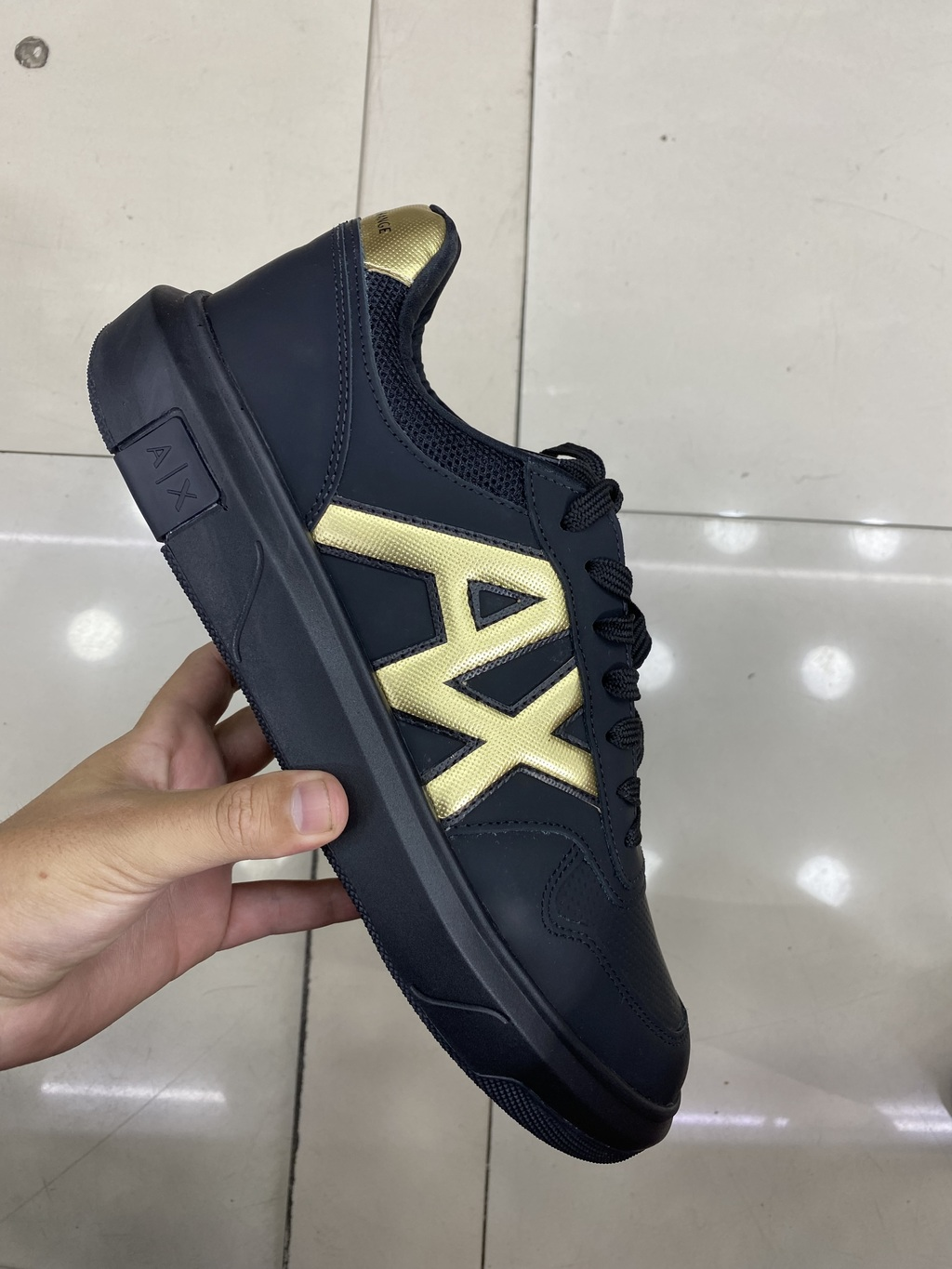 Armani (15)