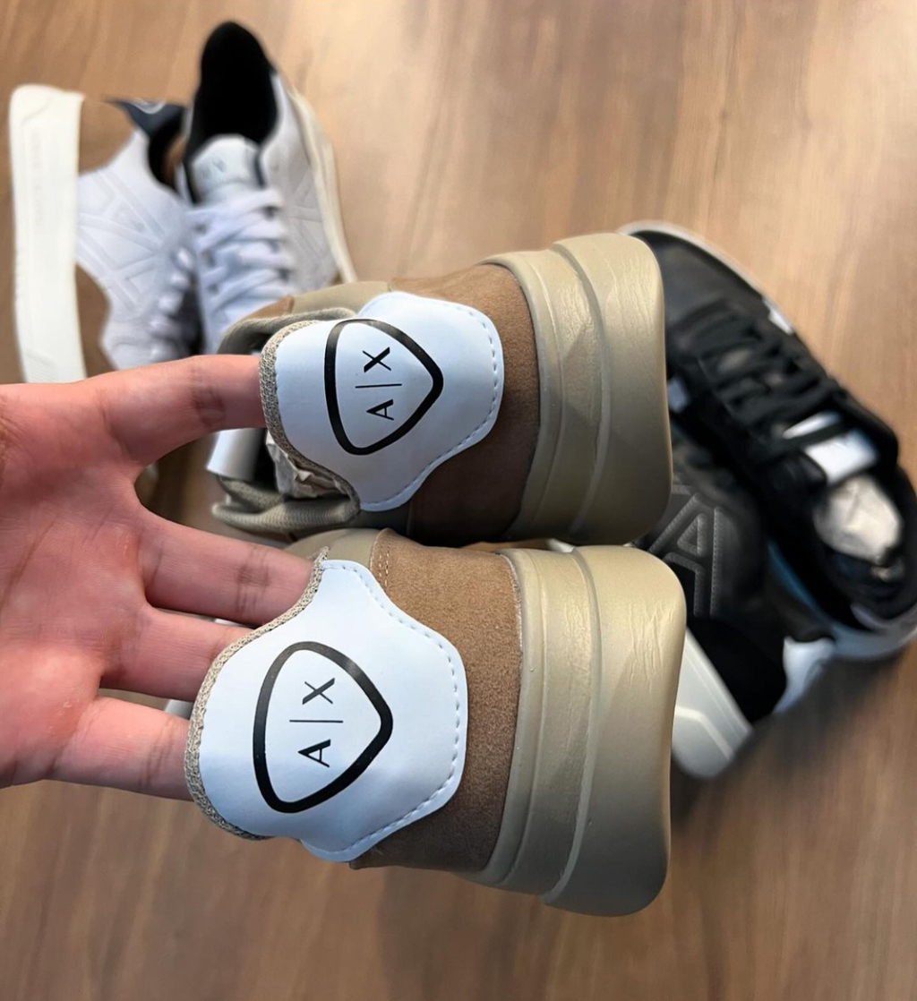 Armani (2)