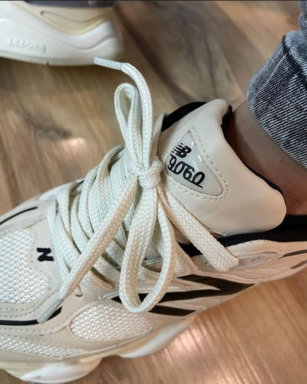 New balance 9060