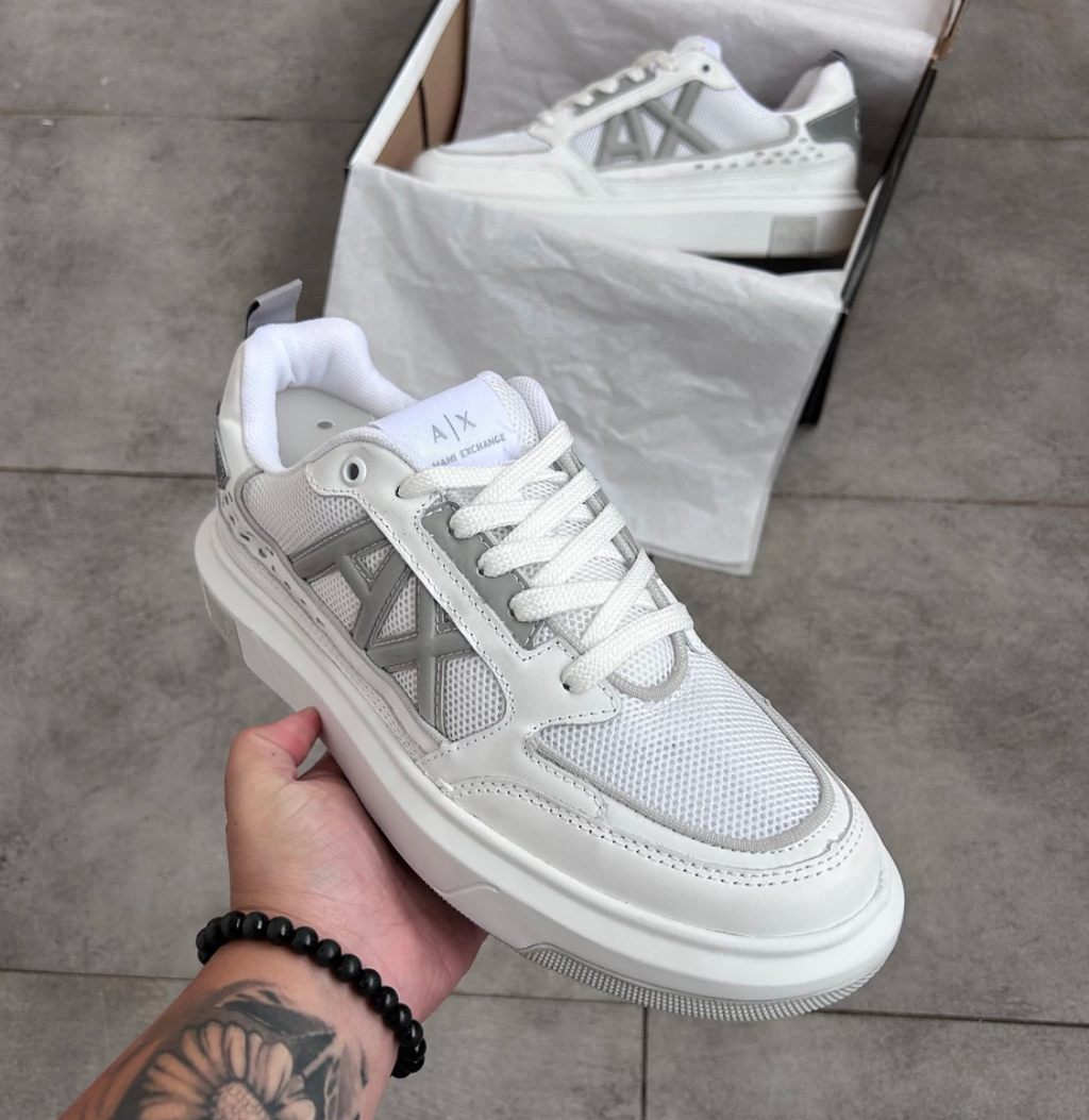 Armani (20)