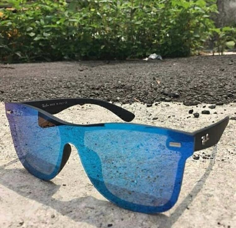 Ray ban