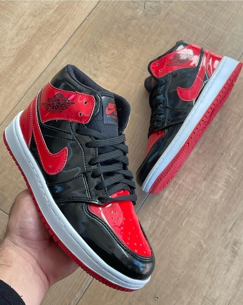 Air Jordan 1 Low (8)